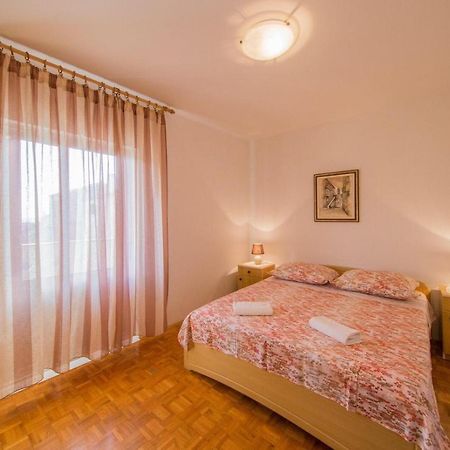Apartmani Katija Komiža Exterior foto